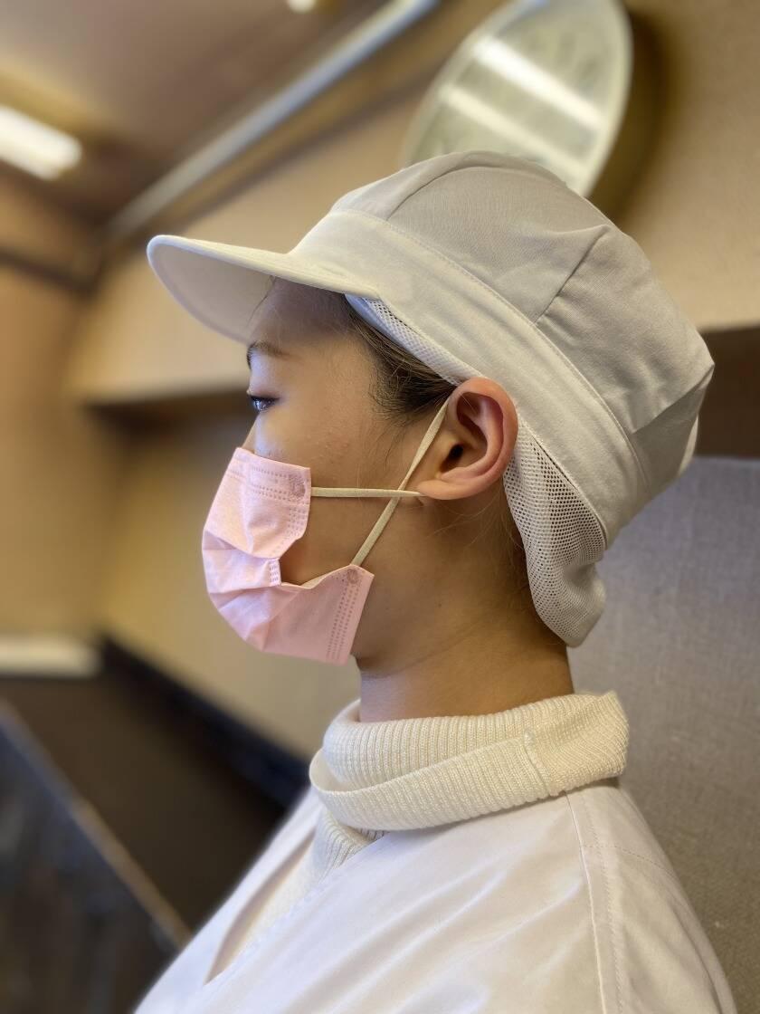 鳴門鯛焼本舗 神保町店の制服3