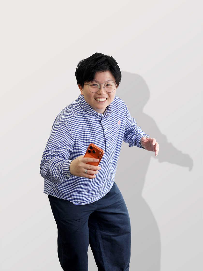 株式会社Magical【天満橋駅から徒歩3分のデザイン会社】の制服6