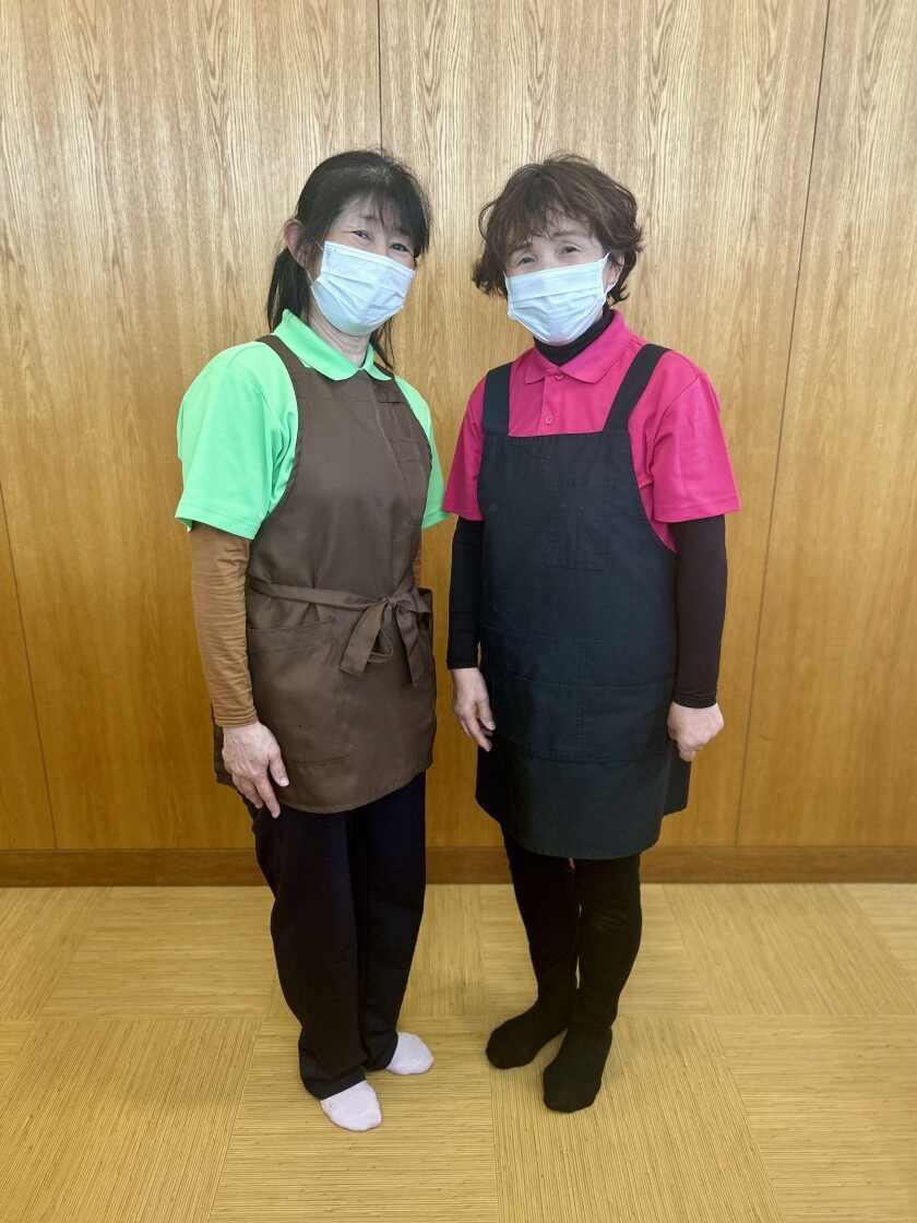 鳴海カントリー倶楽部の制服2