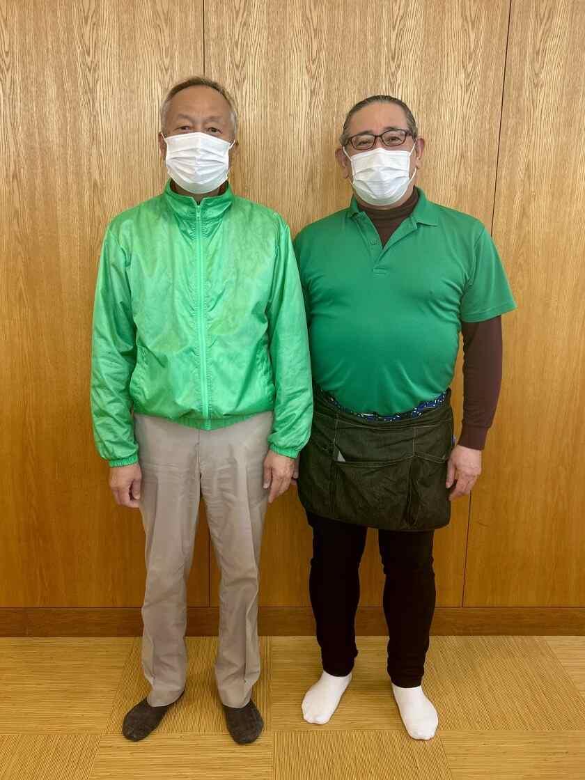 鳴海カントリー倶楽部の制服3