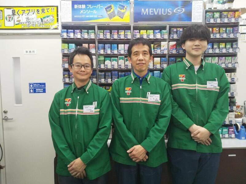 セブンイレブン 広島矢野ニュータウン店の仕事画像1