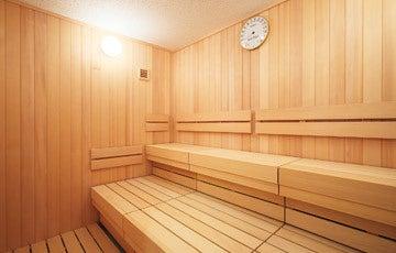 SHIN-HOTEL（諫早駅隣接のホテル）の制服1