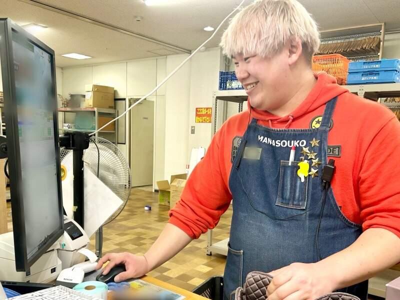 マンガ倉庫　飯塚店　の仕事画像2