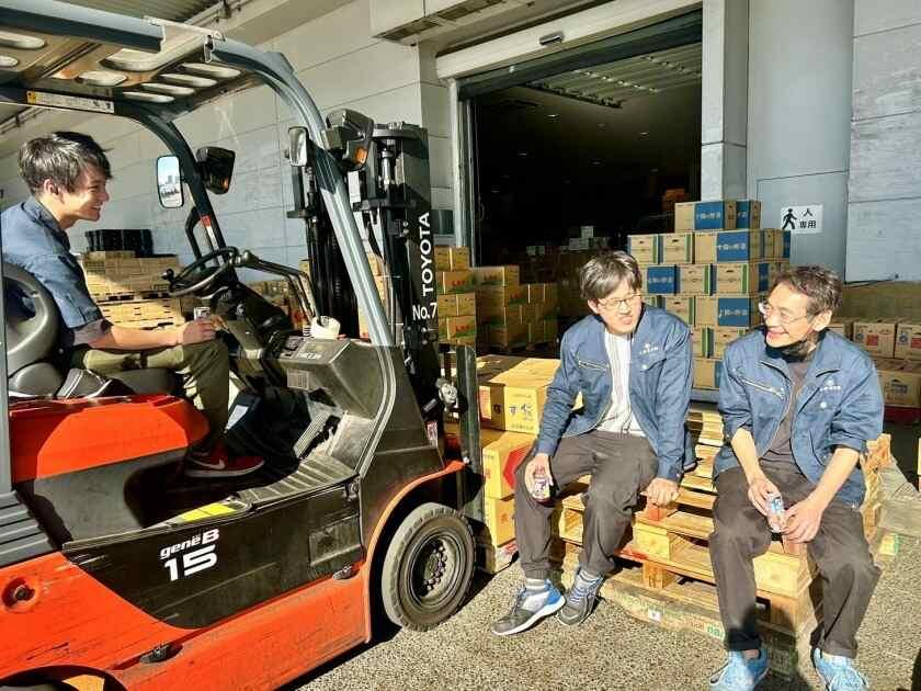 三澤商事株式会社の制服2