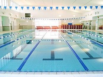 スイミングスクールビッグ・エス和泉府中の制服1