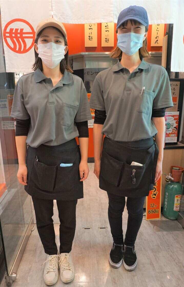 麺と餃子とレモンサワーのお店　三河開化亭　カルミア店の制服1