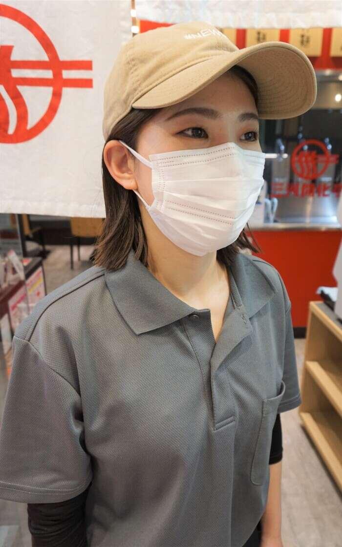 麺と餃子とレモンサワーのお店　三河開化亭　カルミア店の制服2