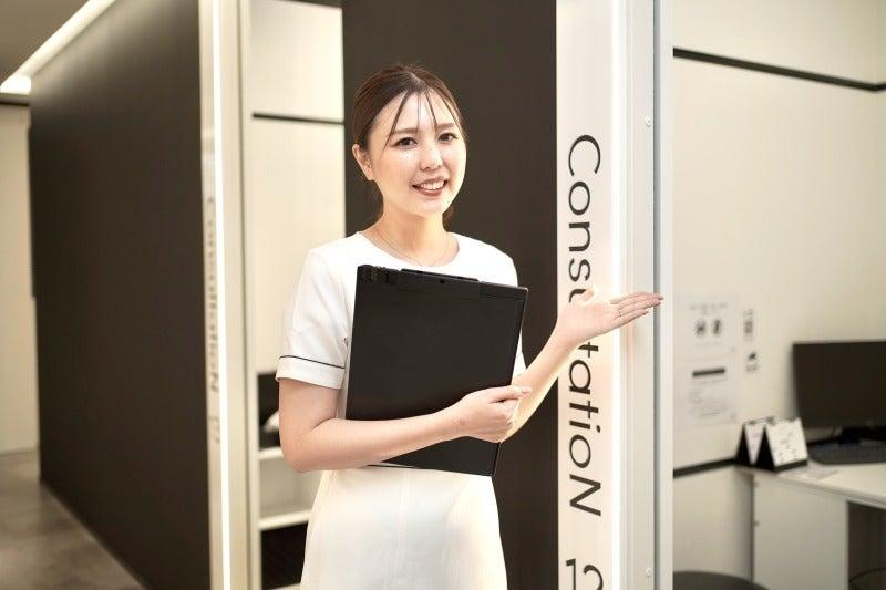 TCB 東京中央美容外科 松戸院の制服2