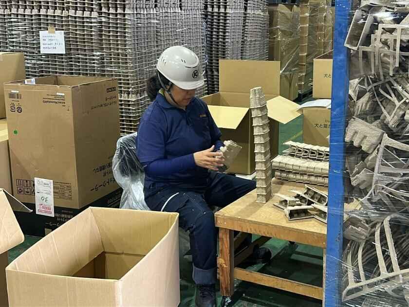 栗原紙材株式会社 新利根事業所の制服3