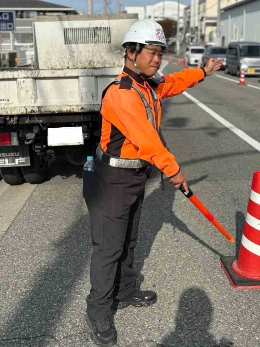 株式会社神戸セキュリティの制服1