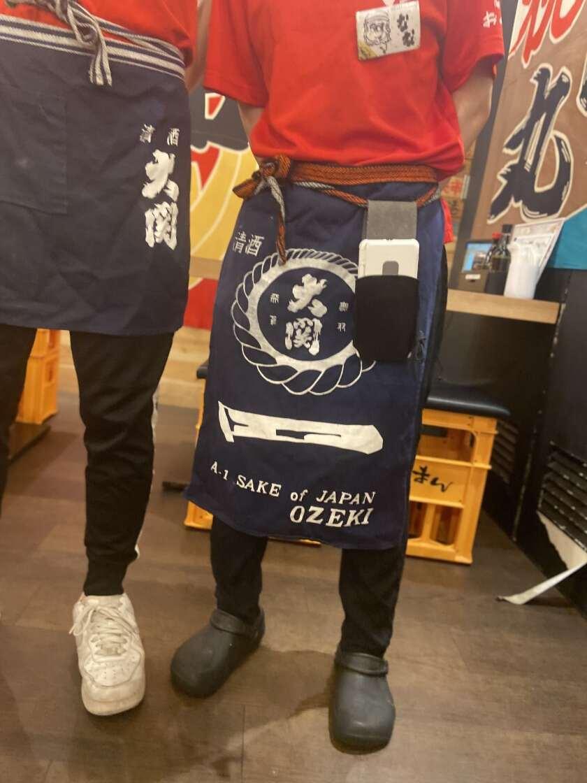 海鮮屋台おくまん 福島店の制服2