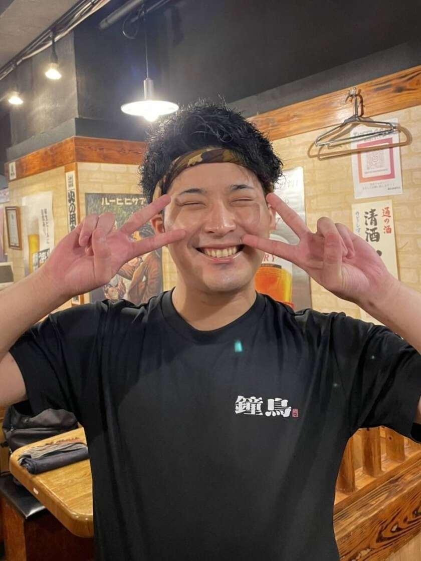 鐘鳥 南森町店の制服4