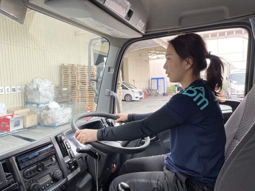 株式会社グリーンライズ 本社の制服2