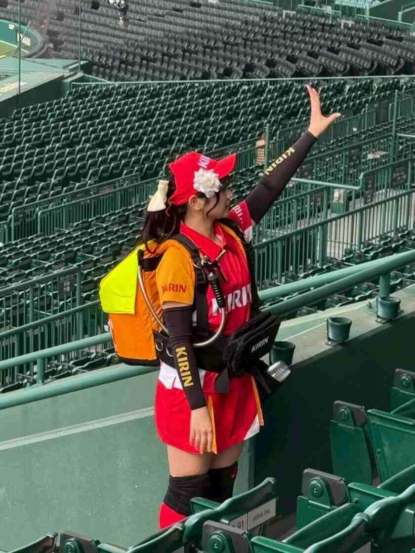 株式会社ファイン 甲子園部門の制服2