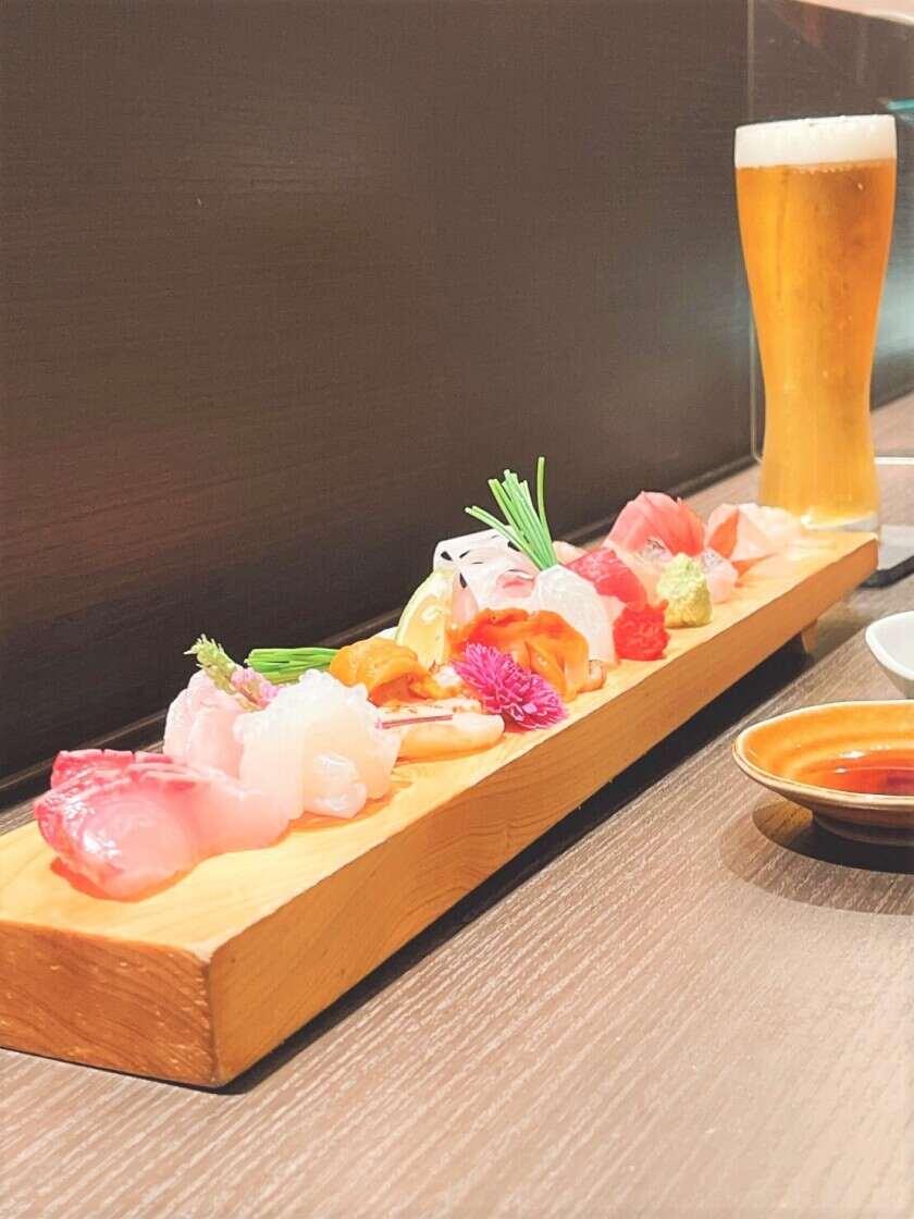 SUSHI BAR YAMAの制服4