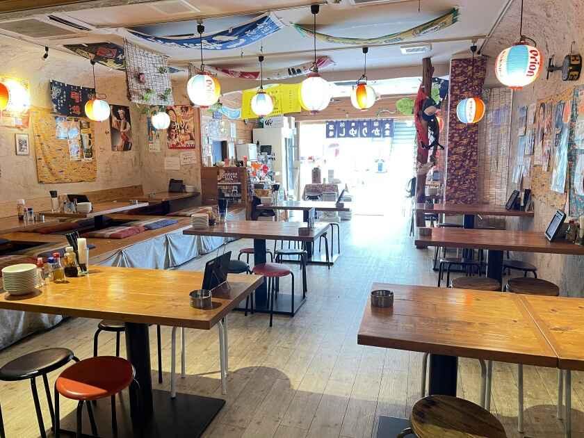 かりゆし食堂酒場の制服2