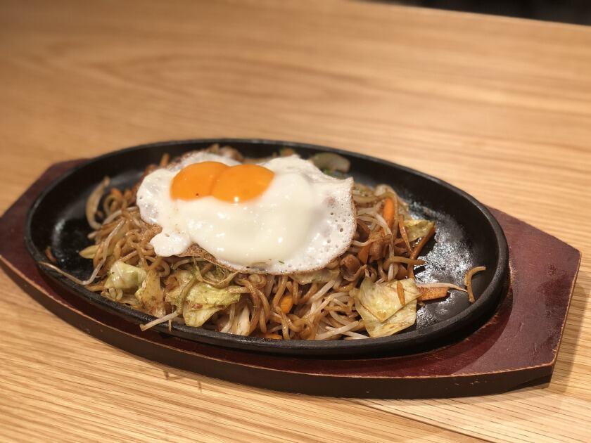 IRON DINERの制服8