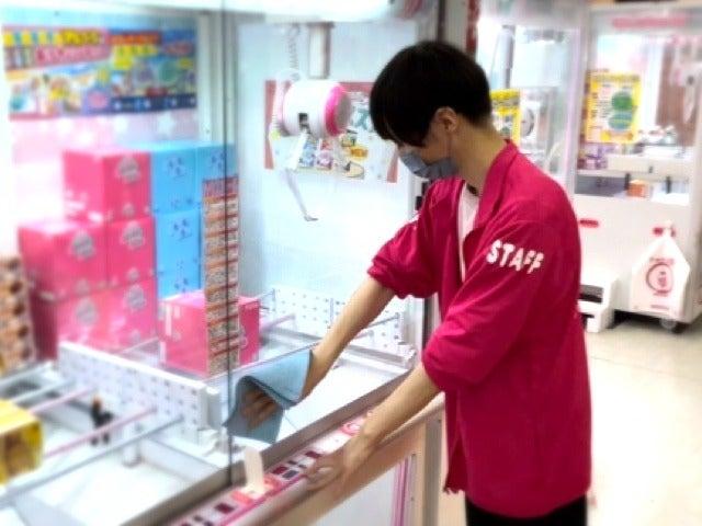 おたちゅう富士店/クレーンゲームコーナーの制服1