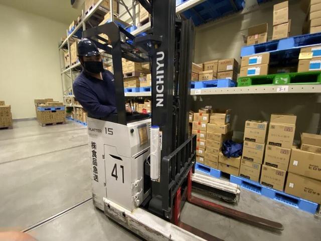 【社宅＆社食あり】冬でも無料送迎でラクラク通勤/月25万以上可(軽作業・物流、石狩市)のイメージ画像