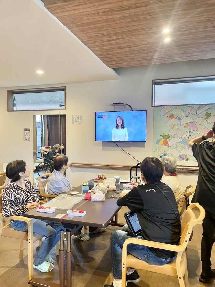心の輝き合同会社の制服4