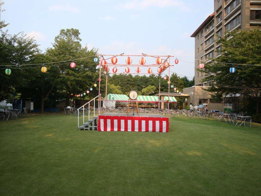 株式会社モダン装美の制服1