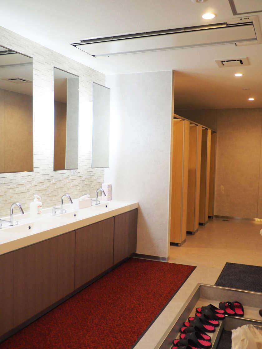 株式会社アートプレスト 八潮工場の制服5