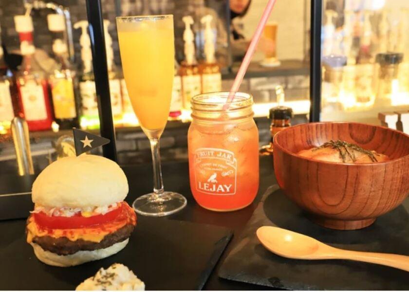 Cafe&Bar DcD（男装カフェ）の制服1