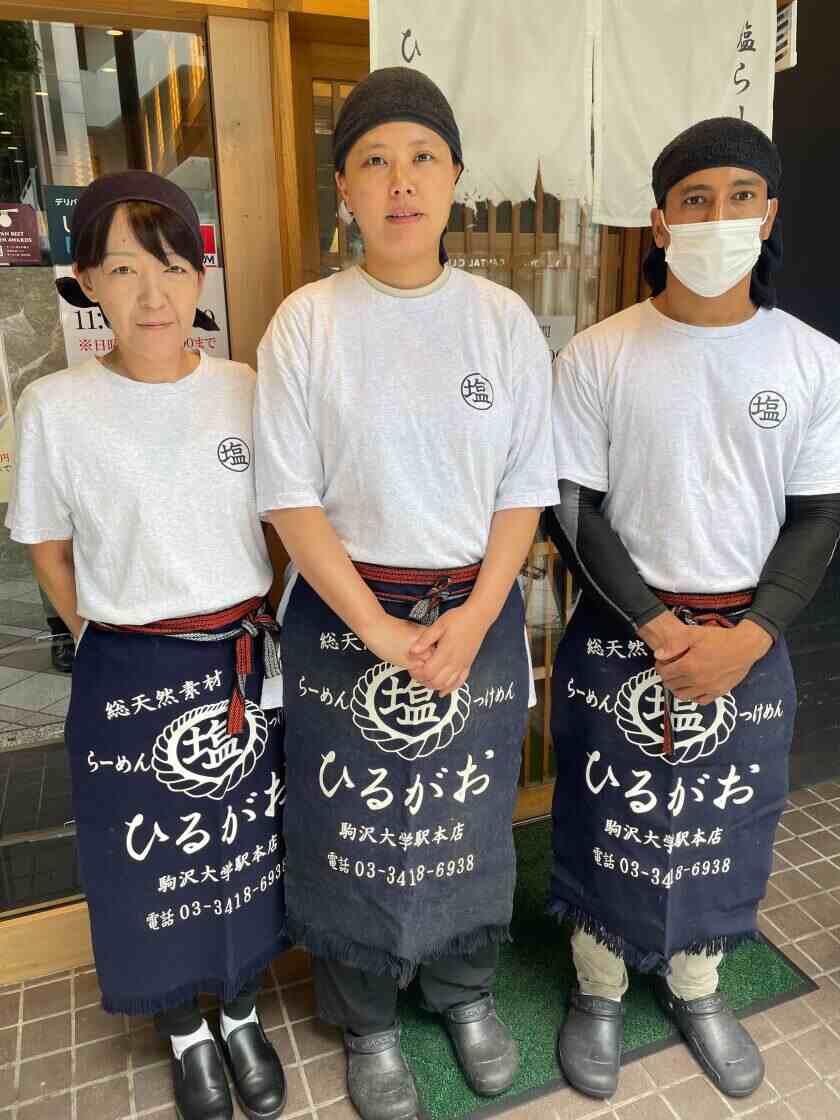 塩らーめん専門ひるがお　エディオンなんば店の制服1