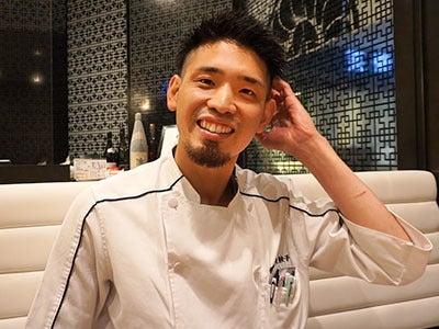 株式会社伴蔵 【博多鉄なべ無限餃子、もも焼き伴鳥、菊二朗】の仕事画像3