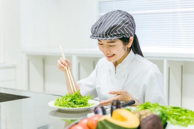 週2日~OK！調理スキル不要！時短勤務のカンタン食事配膳｜(フード・飲食、河内長野市)のイメージ画像