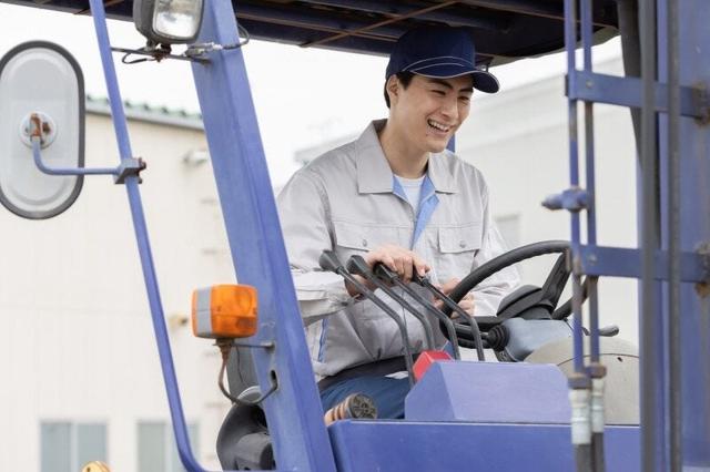 リフト/日勤/土日休み/運搬や伝票作成/年間休日120日/HM-411(軽作業・物流、磐田市)のイメージ画像