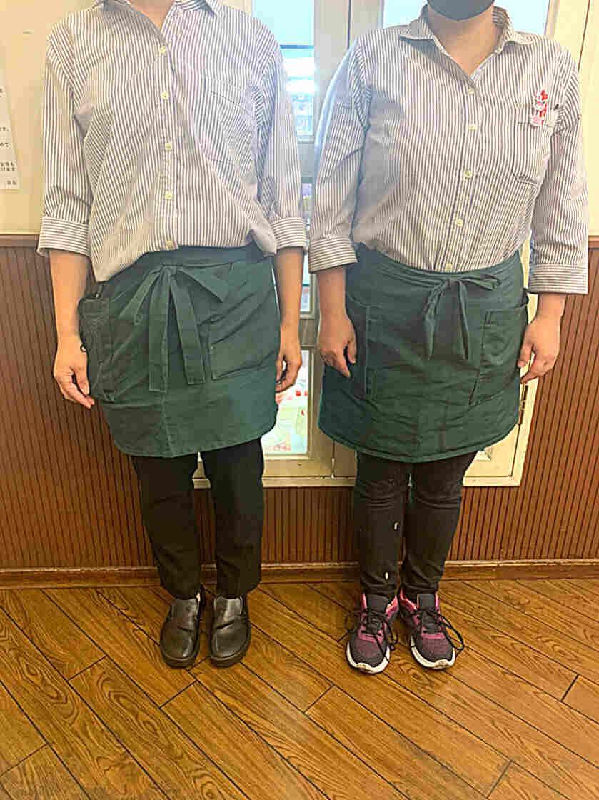 ピア・ジョリー布施店の制服3