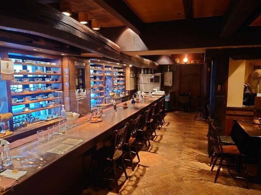 炭火煎珈琲　皇琲亭の制服1