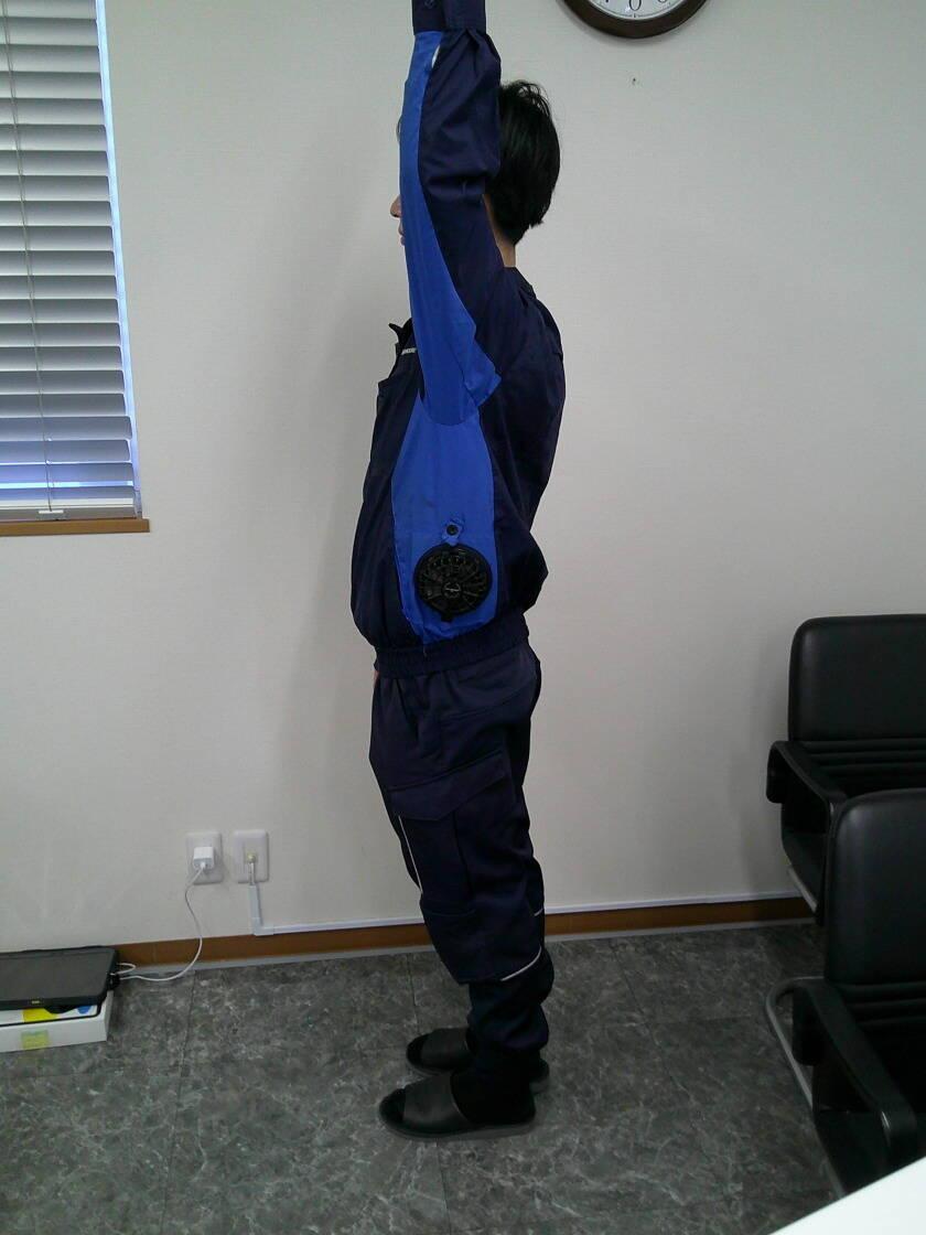 有限会社塩見電気商会＼関西電力グループ／の制服3