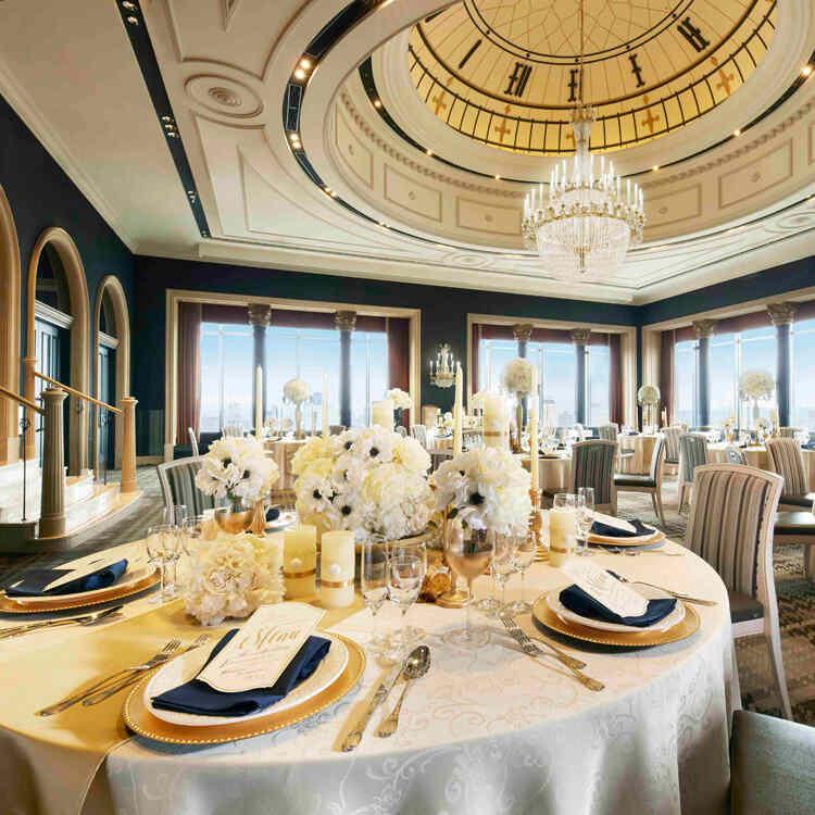 ホテルモントレ グラスミア大阪　応募受付先の制服2