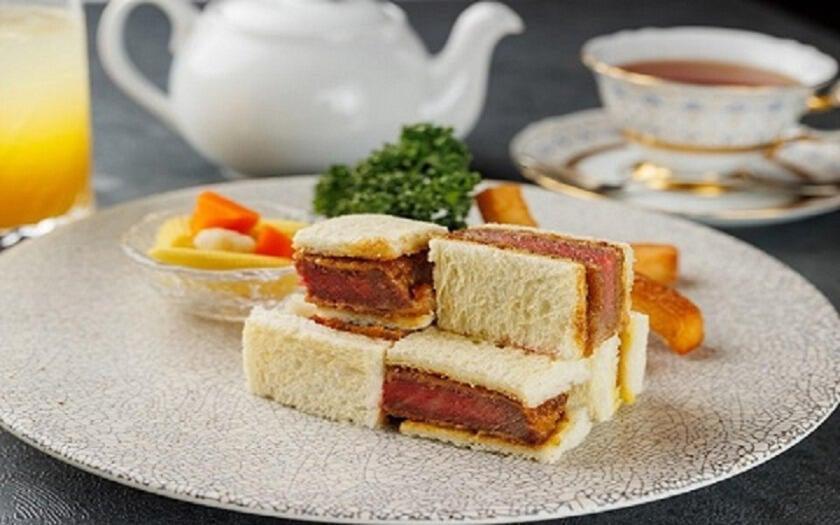 山王サービスクリエイト株式会社の制服9