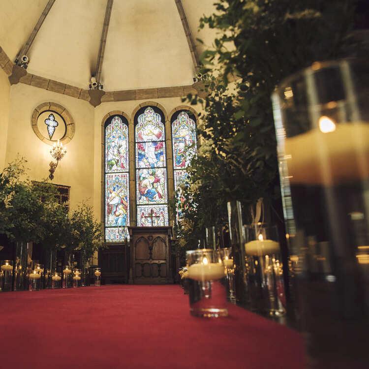 ホテルモントレ大阪　応募受付先の制服2