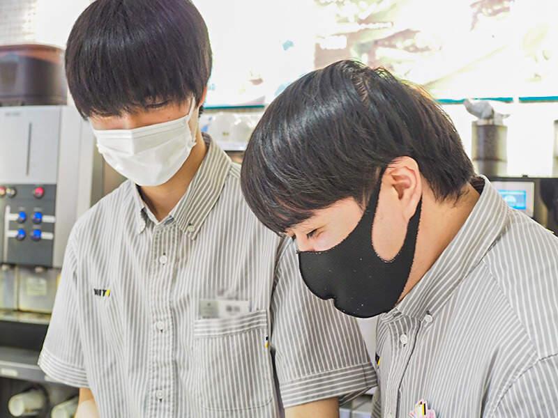 ドトールコーヒー 鴬谷北口店の仕事画像3