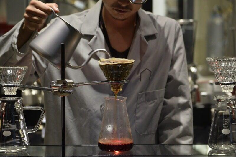 Factory＆Labo 神乃珈琲目黒店の仕事画像1