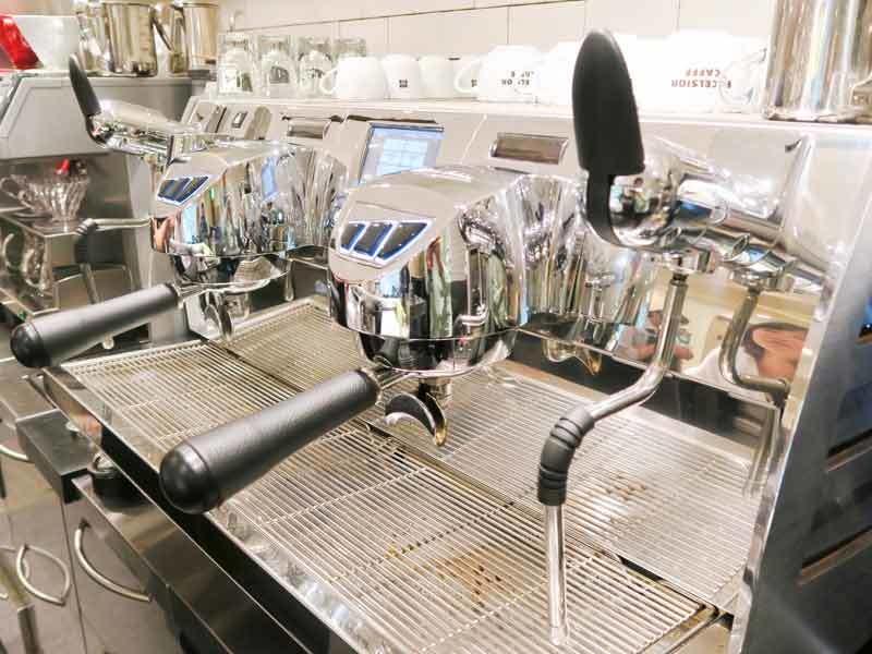 エクセルシオール 新宿パークタワー店の仕事画像3