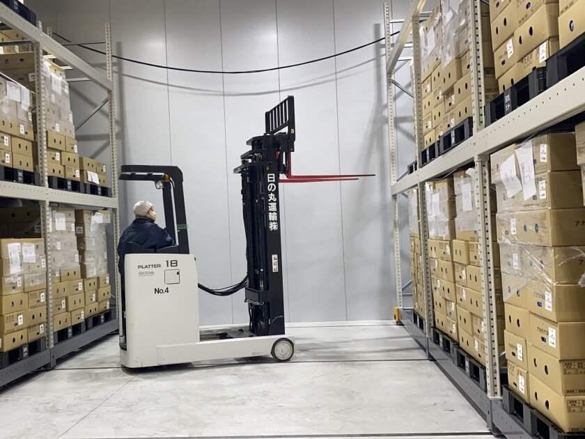 日の丸運輸株式会社の制服3