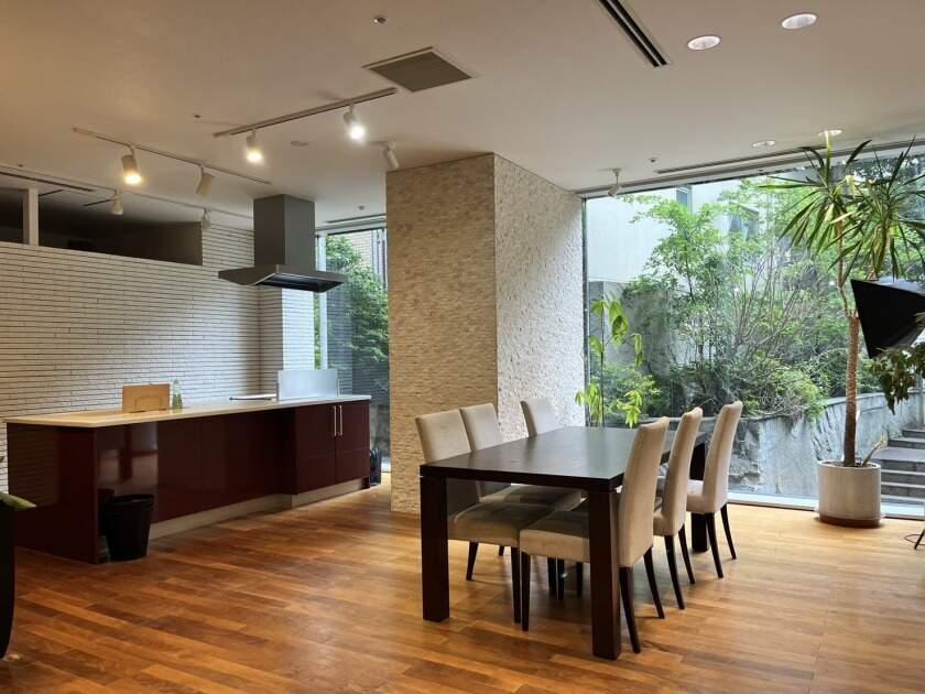 株式会社日本ハウスホールディングス　横浜支店の制服5