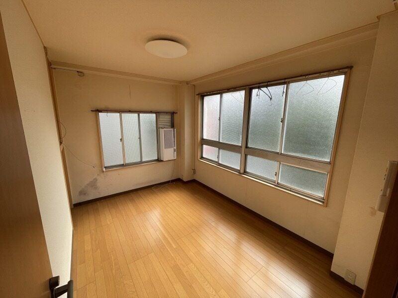 産経新聞　荻窪サービスセンターの制服1