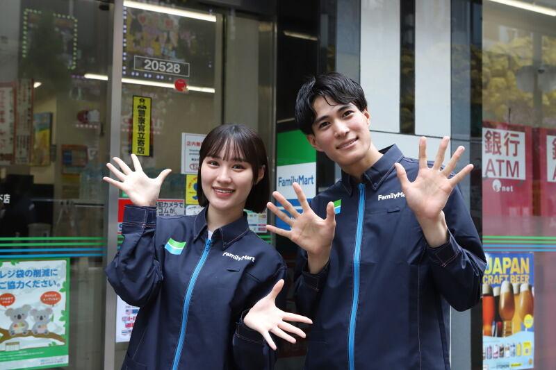ファミリーマート新宿要通り店の仕事画像3