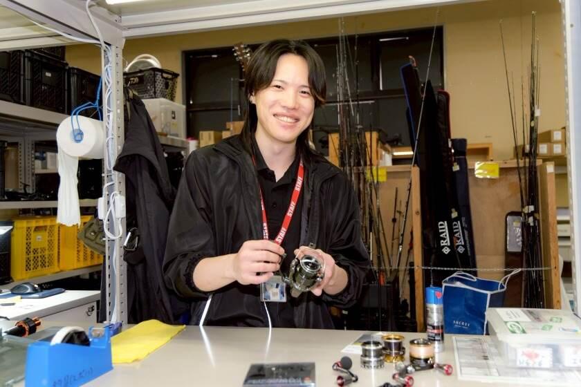 お宝買道楽 松山店の制服3