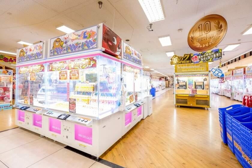 マンガ倉庫　大分わさだ店【アミューズメントコーナー】の制服3