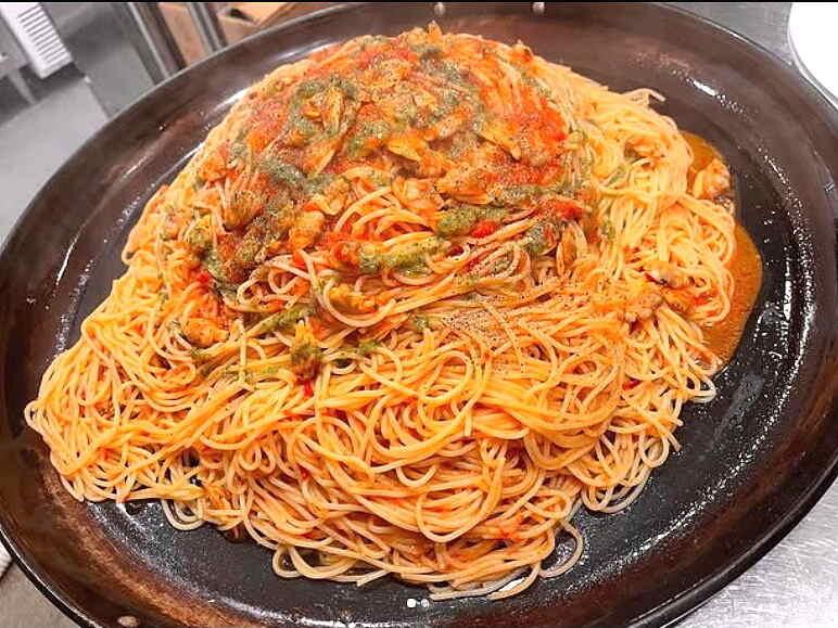 ドン エトナ MEGAドン・キホーテ港山下総本店の仕事画像3