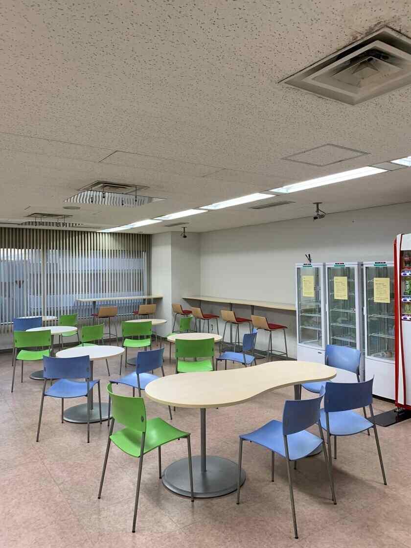 ライフカード株式会社【E7】の制服4