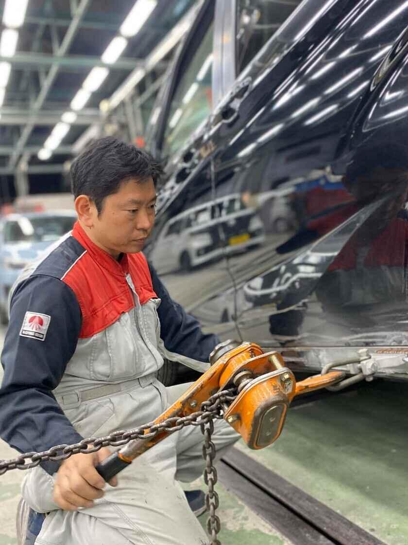 ナカタニ自動車株式会社の制服2