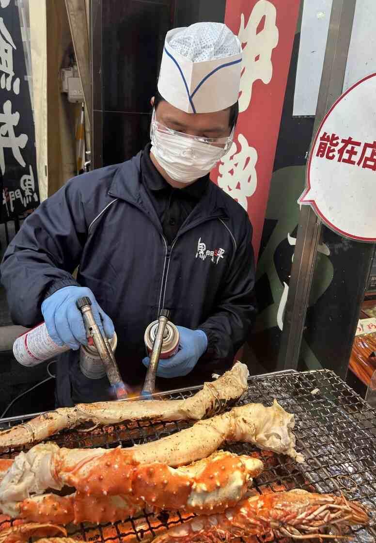 黒門三平　黒門市場店の制服3